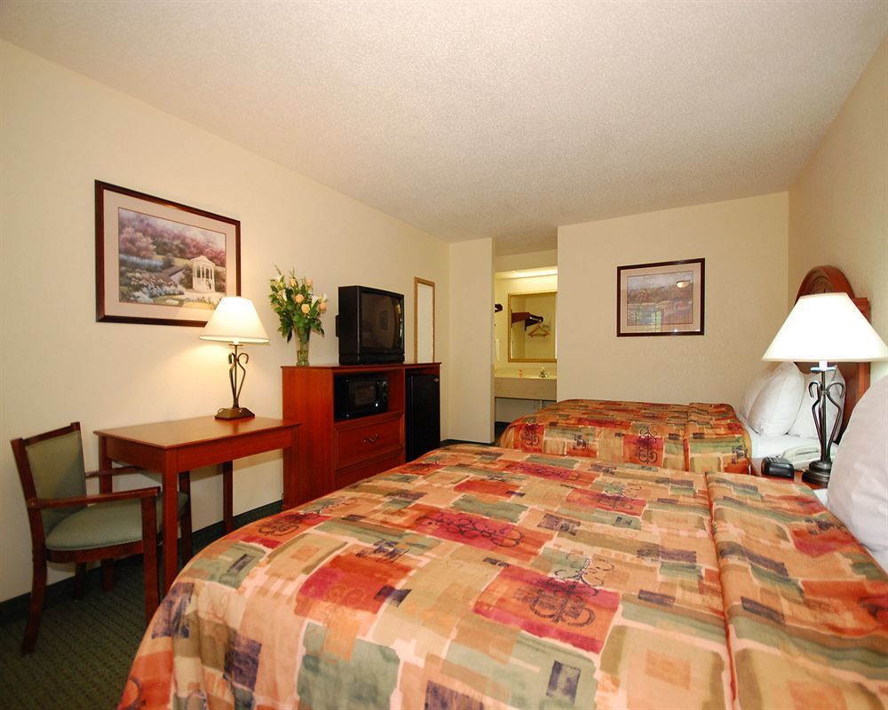 อีโคโน ลอดจ์ รัสเซลวิลล์ Villa Russellville ภายนอก รูปภาพ